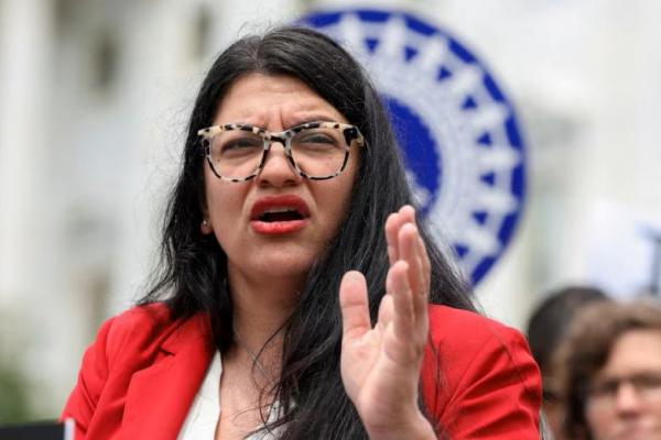 Perwakilan AS Rashida Tlaib saat konferensi pers tentang perlindungan hak kebebasan berbicara terkait protes pro-Palestina di kampus-kampus, di Capitol Hill di Washington, AS, 23 Mei 2024. REUTERS 