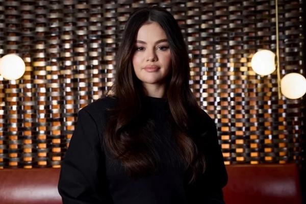 Selena Gomez tak Malu Akui Dirinya tak Bisa Mengandung Anak Sendiri