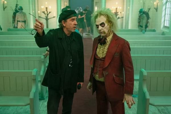 Berkat `Beetlejuice Beetlejuice`, Tim Burton Kini Masuk Daftar Sutradara Elit Hollywood. (FOTO: WARNERBROS.) 