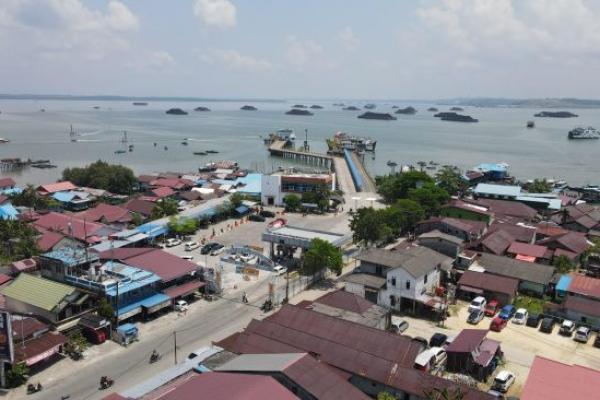 Pelabuhan penyeberangan ASDP di Penajam, Kalimantan Timur. Foto: asdp/katakini 