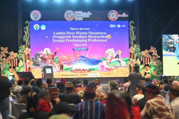 Malam Apresiasi Lomba Desa Wisata Nusantara (LDWN), Penggerak Swadaya Masyarakat, dan Tenaga Pendamping Profesional 2024 yang digelar di Nusa Dua, Badung, Bali (Foto: Humas Kemendes PDTT) 