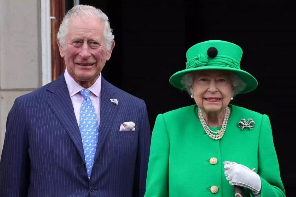 Raja Charles Ungkap Ibunya Ratu Elizabeth Pilih Menghabiskan Hari-hari Terakhirnya di Balmoral (FOTO: GETTY IMAGE) 