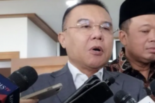 Prabowo Minta Tidak Tugaskan Menteri Cari Duit dari APBN