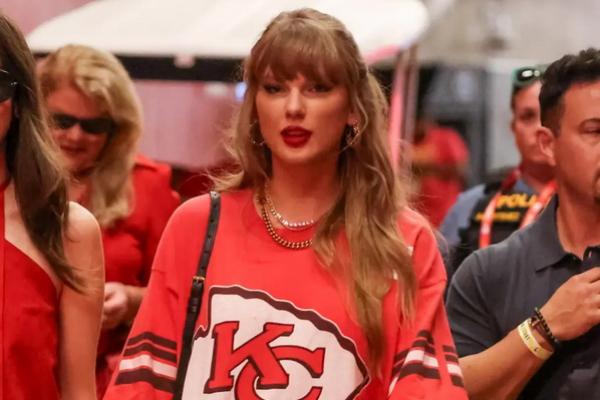 Penampilan Travis Kelce Dikritik, Taylor Swift Absen di Dua Pertandingan Chiefs Berturut-turut