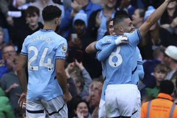 Bertahan di Posisi Kedua Klasemen, Manchester City Kalahkan Fulham 3-2