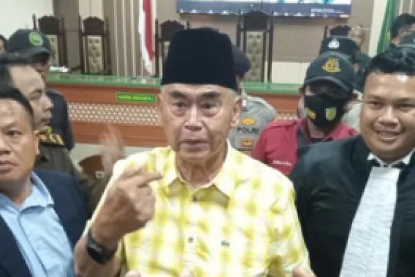 Pimpinan Pondok Pesantren Al-Zaytun, Abdussalam Panji Gumilang (foto:Antara) 