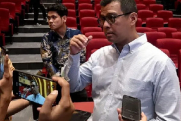 Andi Widjajanto Sebut Pembentukan Angkatan Siber Butuh Amendemen UUD 45