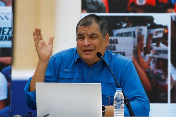 Mantan Presiden Ekuador Rafael Correa menghadiri acara pemerintah, di Caracas, Venezuela 9 Maret 2023. REUTERS 