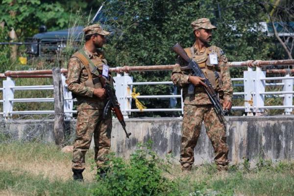 Tentara Pakistan berjaga di area Zona Merah, menjelang kedatangan Perdana Menteri Tiongkok Li Qiang di Islamabad, Pakistan, 14 Oktober 2024. REUTERS 