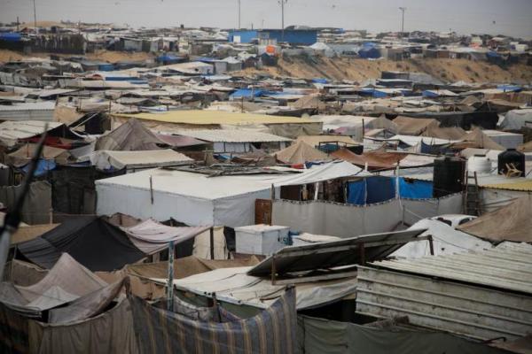 Gambaran umum menunjukkan kamp tenda yang menampung orang-orang Palestina yang mengungsi, di daerah Al-Mawasi, Khan Younis, Jalur Gaza selatan, 15 Oktober 2024. REUTERS 