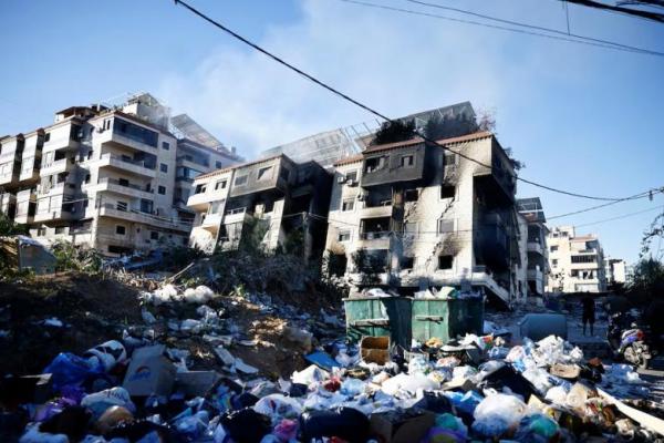 Pandangan umum kerusakan yang disebabkan oleh serangan udara Israel, di distrik Choueifat, di Beirut, Lebanon, 20 Oktober 2024. REUTERS 