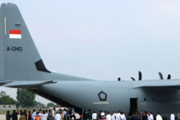 Pesawat C-130J Super Hercules A-1340 milik TNI Angkatan Udara (foto:Antara) 