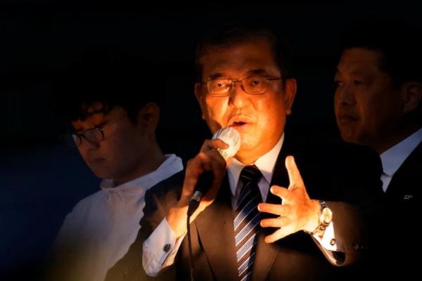 Perdana Menteri Jepang Shigeru Ishiba, pemimpin Partai Demokrat Liberal, saat kampanye di Tokyo, Jepang, 26 Oktober 2024. REUTERS 