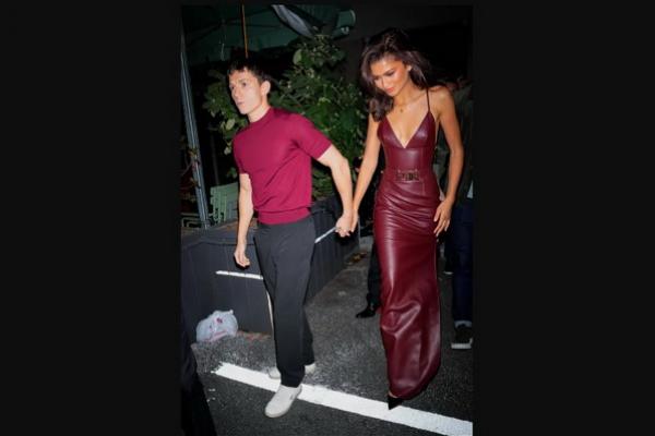 Tom Holland dan Zendaya di acara peluncuran BERO, Kamis (24/10/2024). (FOTO: THE IMAGE DIRECT) 