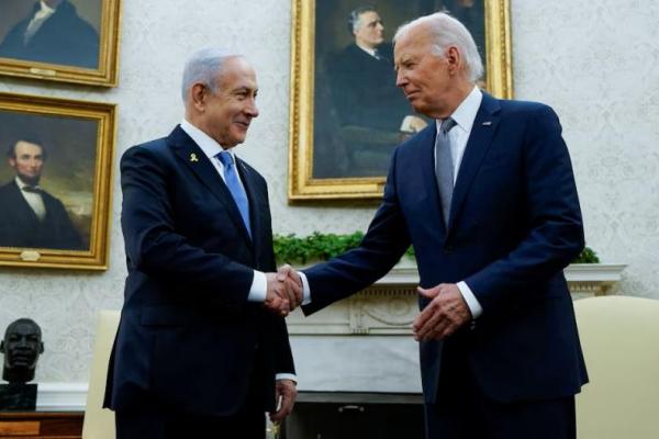 Presiden AS Joe Biden bertemu dengan Perdana Menteri Israel Benjamin Netanyahu di Ruang Oval di Gedung Putih di Washington, AS, 25 Juli 2024. REUTERS 