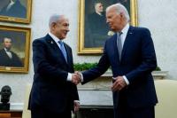 Presiden AS Joe Biden bertemu dengan Perdana Menteri Israel Benjamin Netanyahu di Ruang Oval di Gedung Putih di Washington, AS, 25 Juli 2024. REUTERS