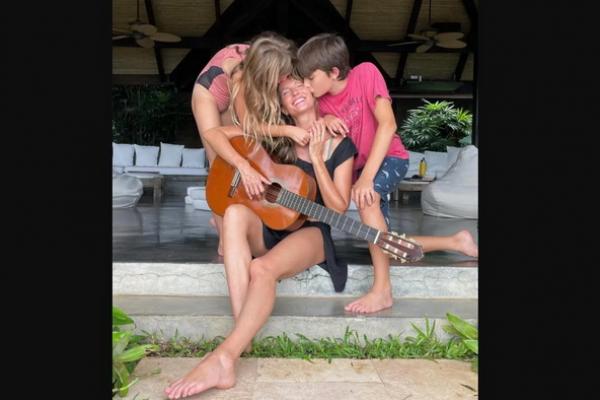 Gisele Bundchen dan kedua anaknya, Vivian dan Benjamin. (FOTO: INSTAGRAM) 