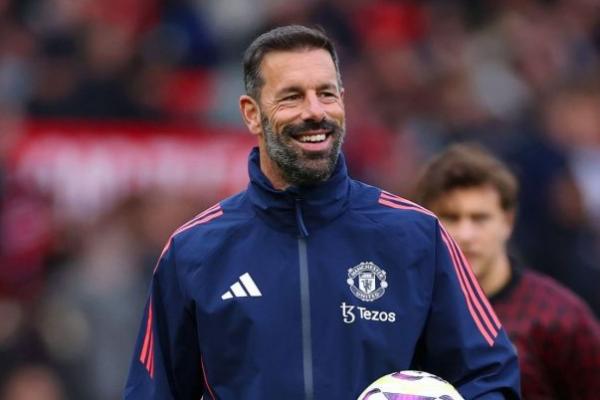 Pelatih Manchester United Ruud Van Nistelrooy. Foto: gilabola 