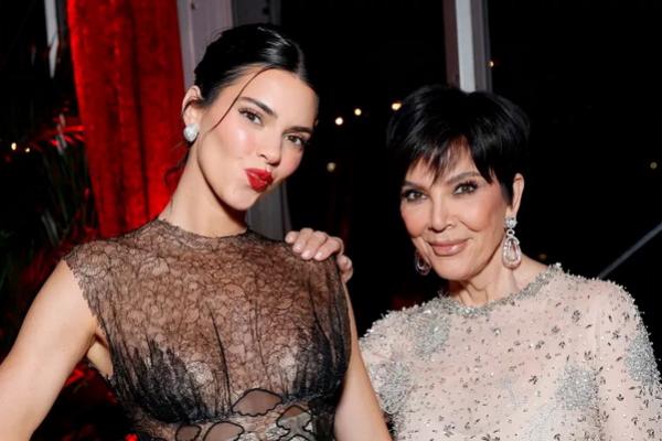 Kris Jenner Puji Putrinya `Beautiful Angel` di Hari Ulang Tahun Ke-29 Kendall Jenner