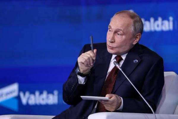 Beri Selamat, Putin Puji Trump dan Sebut Rusia Siap Berdialog