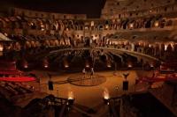 Pengalaman `Gladiator` Airbnb di Colosseum. (FOTO: AIRBNB)