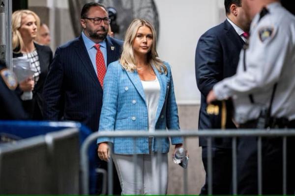 Karoline Leavitt, juru bicara mantan Presiden AS Donald Trump, saat sidang pidana Trump di Mahkamah Agung Negara Bagian New York, 29 Mei 2024. Foto via REUTERS 