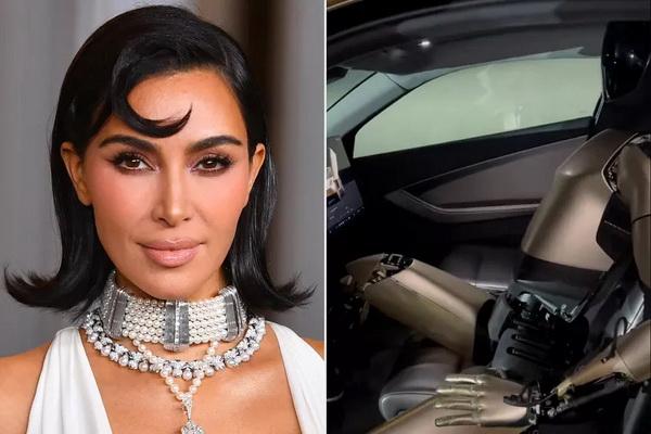 Berpose dengan Robot Tesla di Cybercab, Kim Kardashian Pakai Stoking Seksi. (FOTO: X) 