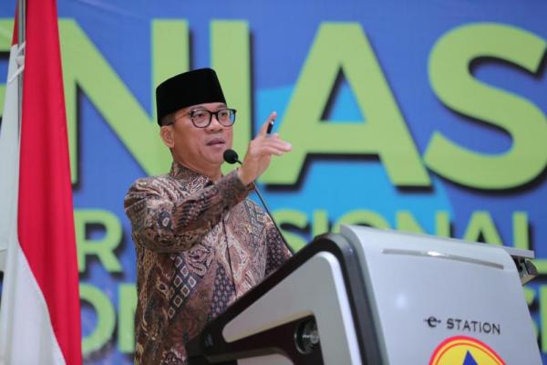 Menteri Desa dan Pembangunan Daerah Tertingggal (PDT) Yandri Susanto menghadiri Seminar Nasional yang digelar Universitas Pamulang, Kamis (Foto; Humas Kemendes PDT) 