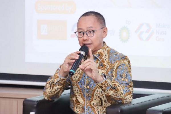 Wakil Ketua MPR H. Eddy Soeparno menjadi narasumber dalam UIMine Grand Summit bertajuk Transisi Energi di Indonesia: Kebijakan dan Tantangan Masa Depan (Foto: Humas MPR) 