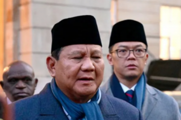 Presiden Prabowo Subianto saat memberikan keterangan pers di London, Inggris, Kamis (21/11/2024). (foto:antara) 