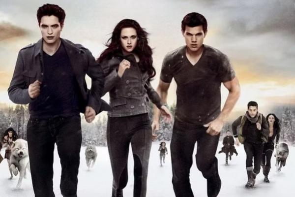 Twilight yang dibintangi Robert Pattinson, Kristen Stewart, dan Taylor Lautner. (FOTO: SUMMIT ENTERTAINMENT) 