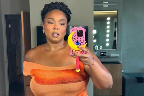 Bantah Pakai Ozempic, Lizzo Pamerkan Transformasi Penurunan Berat Badan. (FOTO: TIKTOK) 