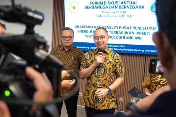 Wakil Ketua MPR RI yang juga anggota Komisi XII DPR RI Eddy Soeparno (Foto: Humas MPR) 