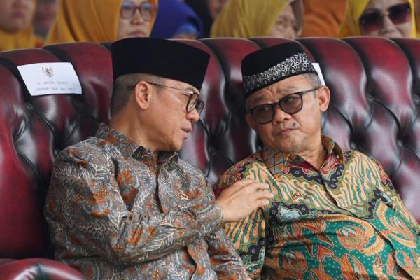 Mendes PDT Yandri Susanto menghadiri Milad Muhammadiyah ke-112 Pimpinan Wilayah Provinsi Banten di Serang, Minggu (Foto: Humas Kemendes PDT) 