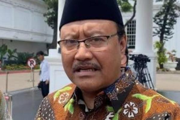 Menteri Sosial Saifullah Yusuf (Gus Ipul) tidak ingin berandai-andai tentang wacana pemberian bantuan untuk kelas menengah yang terdampak kenaikan PPN 