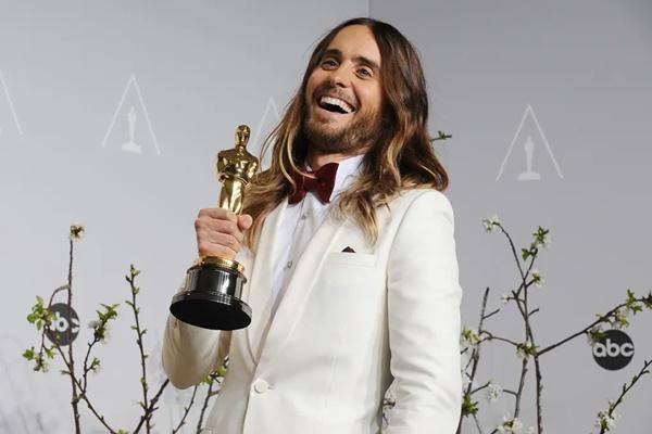 Jared Leto memenangkan Oscar 2014 untuk Aktor Pendukung Terbaik dalam film `Dallas Buyers Club`. (FOTO: GETTY IMAGE) 