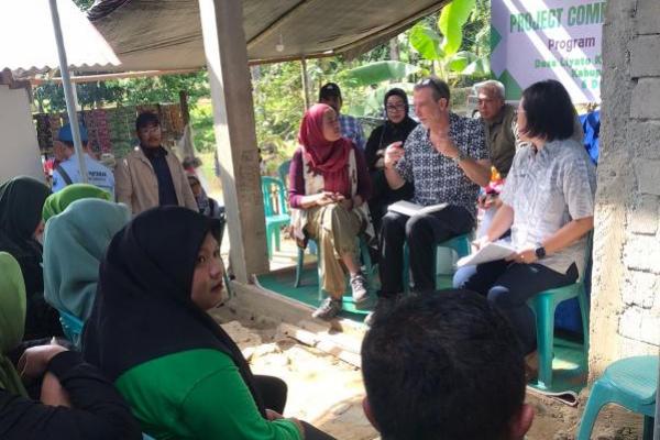 Tim International IFAD bersama NPMO (Nasional Project Management Office) READSI Bapennas dan Kementerian Pertanian meninjau lokasi project di tiga provinsi wilayah pelaksanaan program READSI yaitu Provinsi Gorontalo (Group 1) dan Sulawesi Tengah dan Sulawesi Selatan (Group 2). Kegiatan ini berlangsung 4-8 Desember 2024 (Foto: Kementan) 