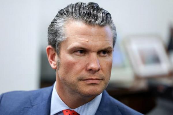 Calon menteri pertahanan Pete Hegseth di Capitol Hill di Washington, AS, 5 Desember 2024. REUTERS 