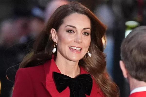 Kate Middleton di acara kebaktian lagu Natal Together at Christmas pada 6 Desember 2024. (FOTO: GETTY IMAGE) 