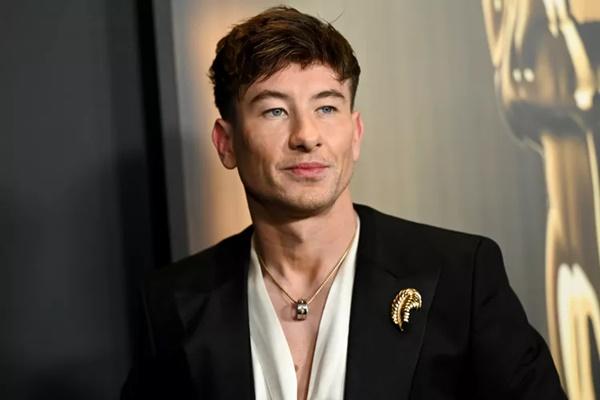 Putus dari Sabrina Carpenter dan Dituduh Selingkuh, Barry Keoghan Menonaktifkan Instagramnya. (FOTO: GETTY IMAGE) 