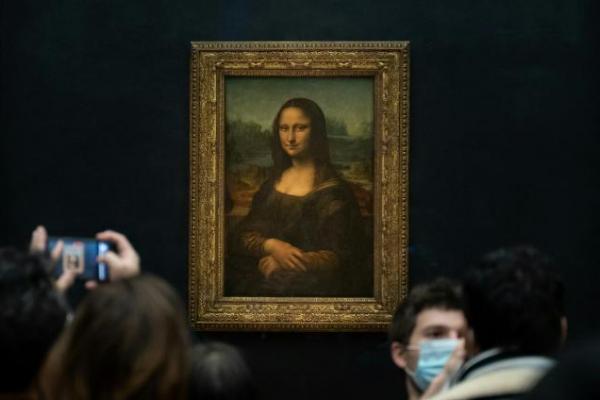 Salah satu lukisan paling fenomenal di dunia, Mona Lisa karya Leonardo da Vinci (Foto: Unsplash/Atahan Güç) 