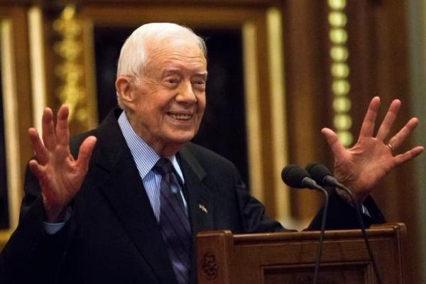 Mantan Presiden AS Jimmy Carter menyampaikan ceramah tentang pemberantasan cacing Guinea di House of Lords di London, Inggris, 3 Februari 2016. REUTERS 