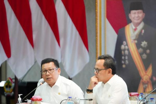 Kepala Badan Pangan Nasional/National Food Agency (NFA)  Arief Prasetyo Adi dalam Rapat Koordinasi Terbatas Bidang Pangan di Semarang, Jawa Tengah, Selasa (31/12/2024).(foto:NFA) 