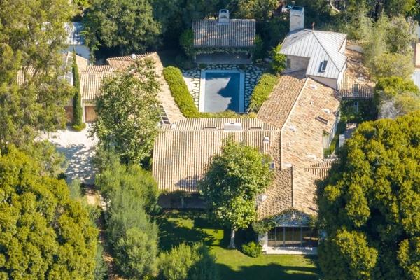 Rumah mewah Ben Affleck seharga Rp300 miliar di kawasan Pacific Palisades. (FOTO: BACKGRID) 