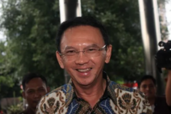 Komisaris Utama PT Pertamina (Persero) tahun 2019 – 2024 Basuki Tjahaja Purnama (BTP) alias Ahok memenuhi panggilan KPK, Kamis (9/1/2025). 