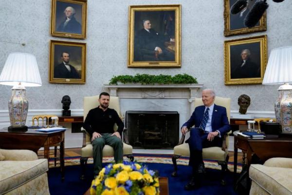 Presiden Joe Biden bertemu dengan Presiden Ukraina Volodymyr Zelenskiy di Gedung Putih di Washington, AS, 26 September 2024. REUTERS 