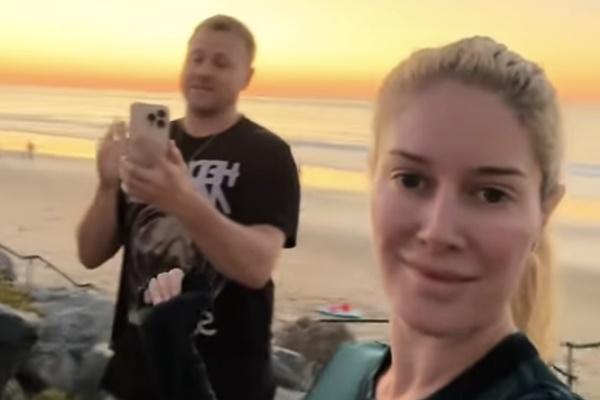 Spencer Pratt dan Heidi Montag di rumahnya yang hangus terbakar saat Kebakaran Palisades, Selasa (7/1/2025). (FOTO: INSTAGRAM) 