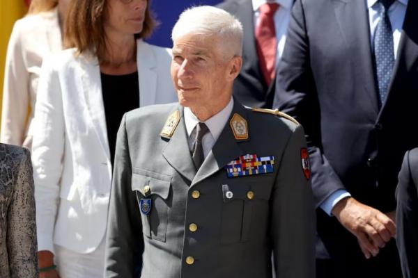 Robert Brieger, ketua Komite Militer Uni Eropa berpose saat pertemuan informal menteri pertahanan Uni Eropa di Toledo, Spanyol 30 Agustus 2023. REUTERS 