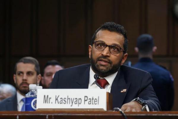 Kash Patel, calon direktur FBI memberikan kesaksian di Capitol Hill di Washington, AS, 30 Januari 2025. REUTERS 