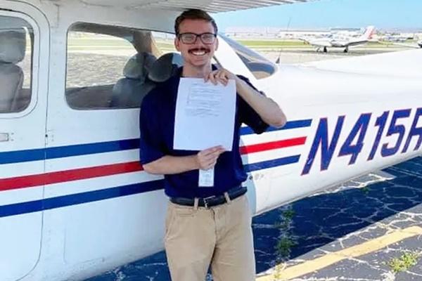 Samuel (Sam) Lilley, Perwira Pertama pada Penerbangan American Eagle 5342. (FOTO: FACEBOOK) 